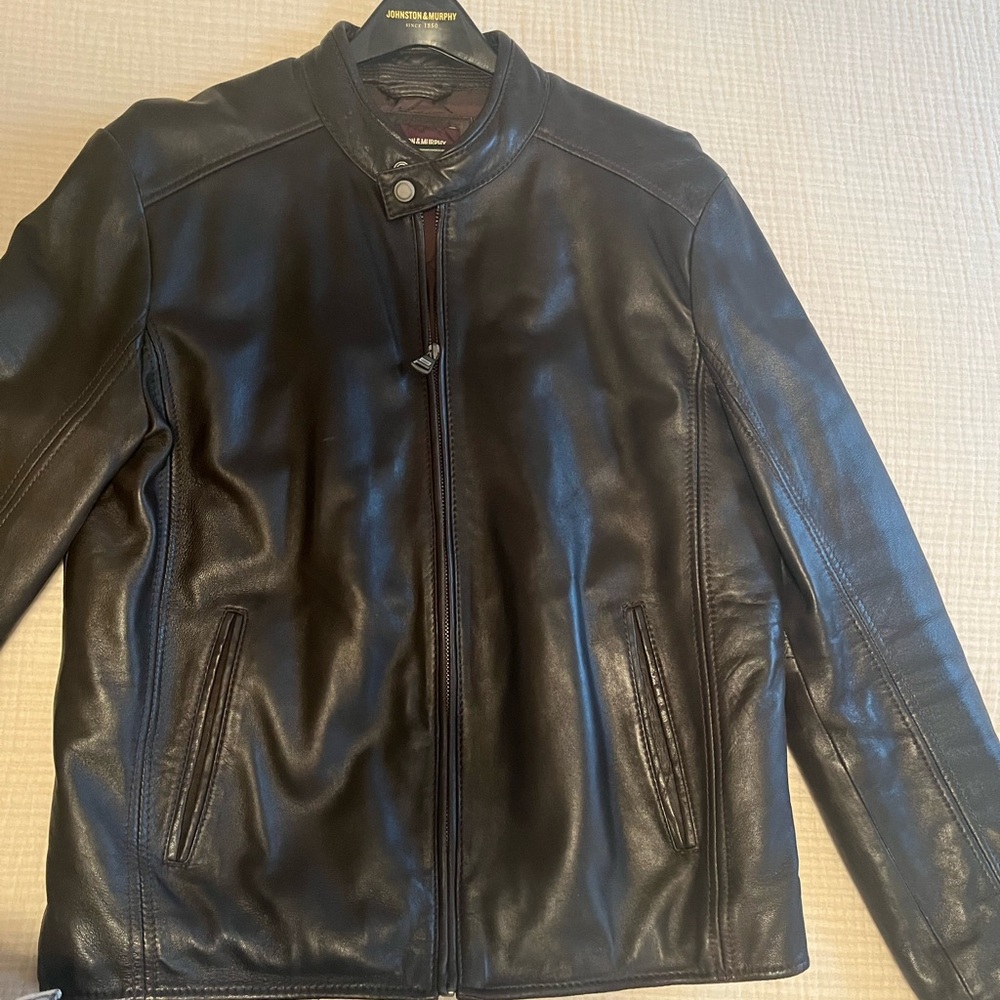 Men's Johnston & Murphy Leather lined Jacket. Medium